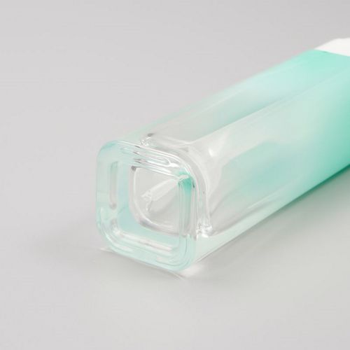 Frasco cuadrado airless de vidrio con dosificador