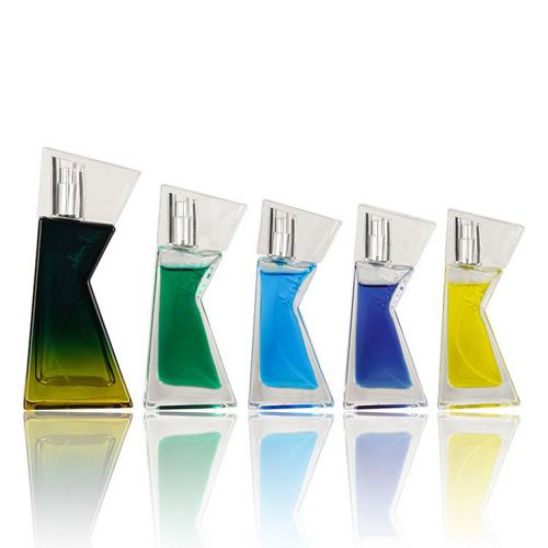 Frasco con forma de “K”para perfumes 